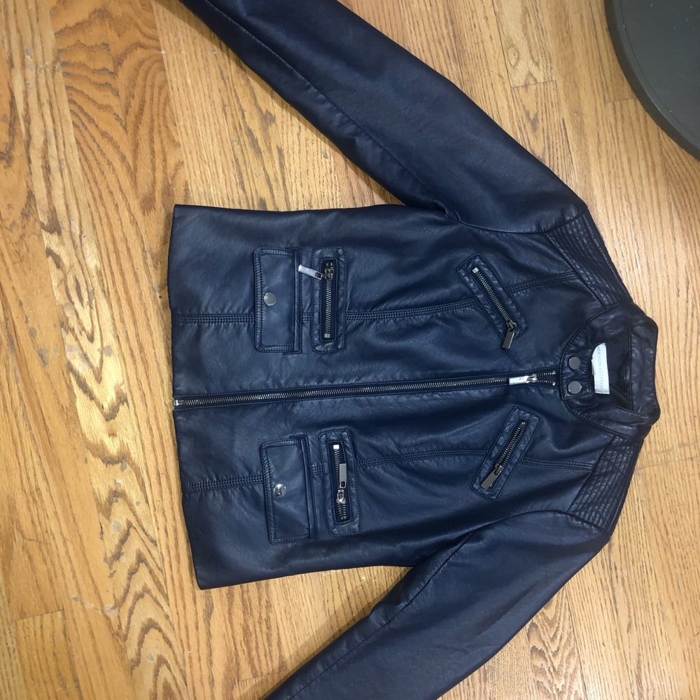 Jacket in leader